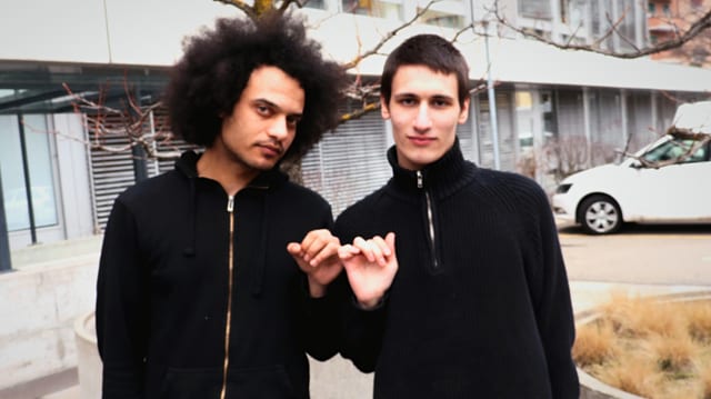schwören mit dem kleinen Finger darauf, dass es in der Schweizer Musikszene eine Frauenquote braucht. schwören mit dem kleinen Finger darauf, dass es in der Schweizer Musikszene eine Frauenquote braucht.