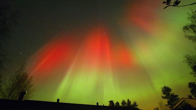 Rot-grüne Polarlichter Rot-grüne Polarlichter