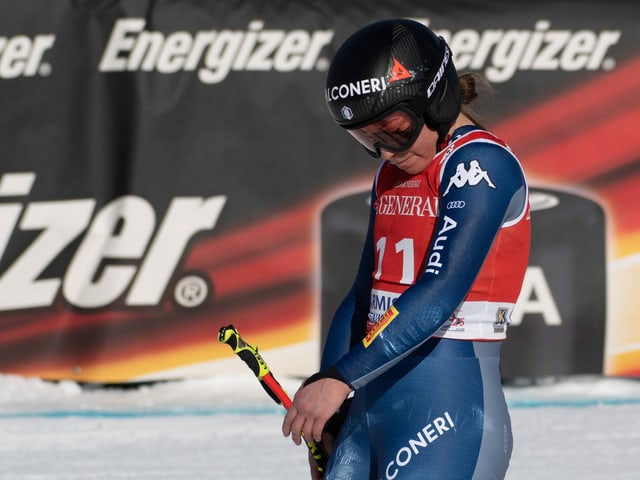 Sofia Goggia verpasst den Saisonhöhepunkt. Sofia Goggia verpasst den Saisonhöhepunkt.