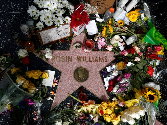 Stern von Walk of Fame mit Blumen dekoriert Stern von Walk of Fame mit Blumen dekoriert