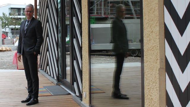Reto Nussbaumer vor dem Aarauer Schützenhaus Reto Nussbaumer vor dem Aarauer Schützenhaus