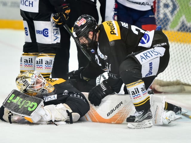 Elvis Merzlikins und Sebastien Reuille. Elvis Merzlikins und Sebastien Reuille.