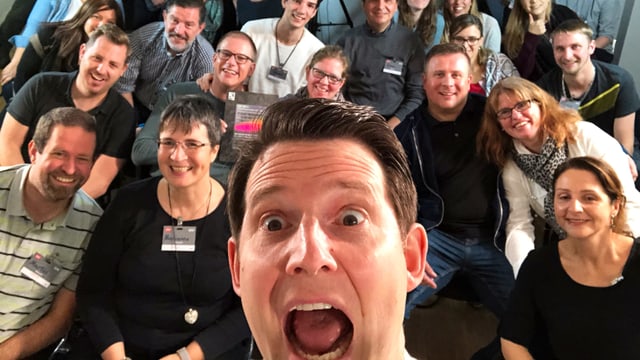 Good Mood bei unseren Comedians und natürlich dem Publikum! Good Mood bei unseren Comedians und natürlich dem Publikum!