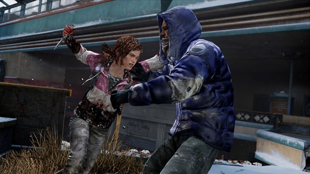 Ellie attakiert einen Mand mit einem Messer. Ellie attakiert einen Mand mit einem Messer.