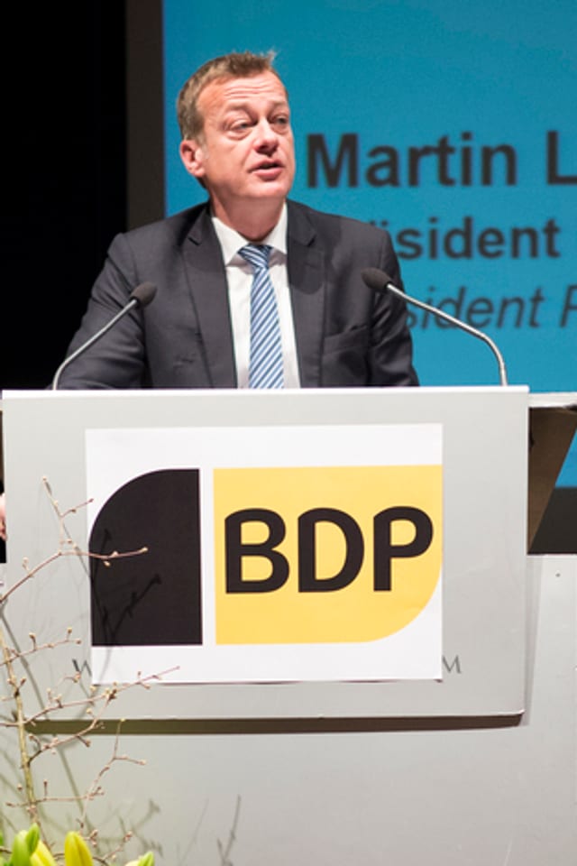 Martin Landolt am Rednerpult bei einer Delegiertenversammlung. Martin Landolt am Rednerpult bei einer Delegiertenversammlung.