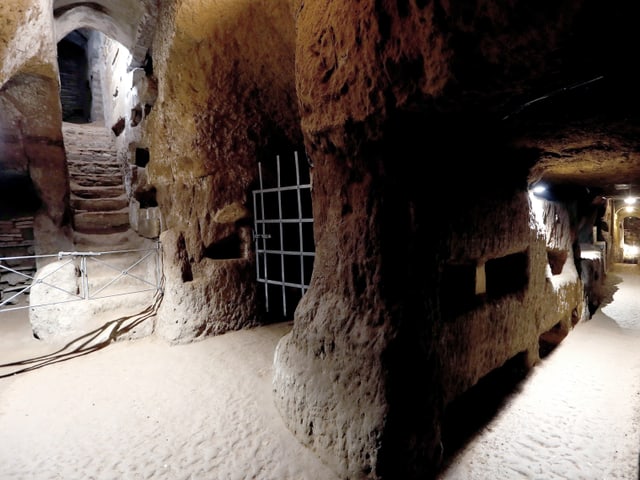 Unterirdischen Katakomben der Domitilla in Rom. Unterirdischen Katakomben der Domitilla in Rom.