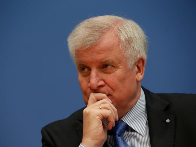 International - Blick unter die Bettdecke des Präsidenten ...