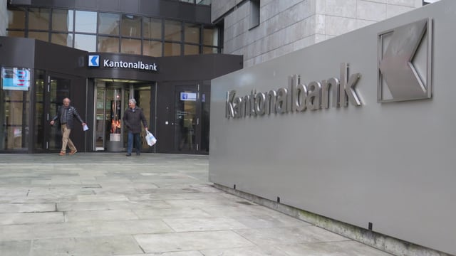 Eingang der Aargausichen Kantonalbank AKB Eingang der Aargausichen Kantonalbank AKB