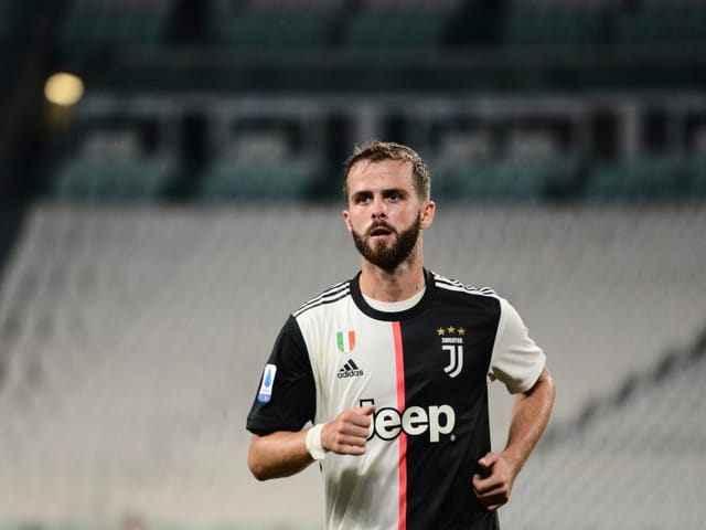 Miralem Pjanic wechselt von Juve zu Barça. Miralem Pjanic wechselt von Juve zu Barça.