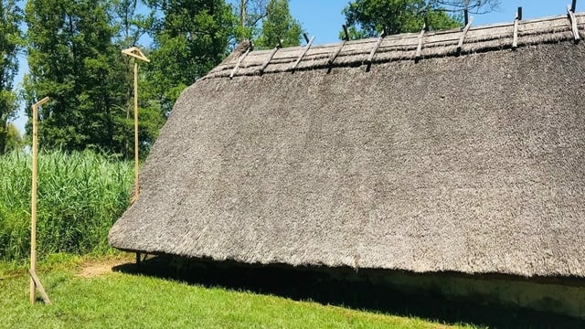 Haus im Feld. Haus im Feld.