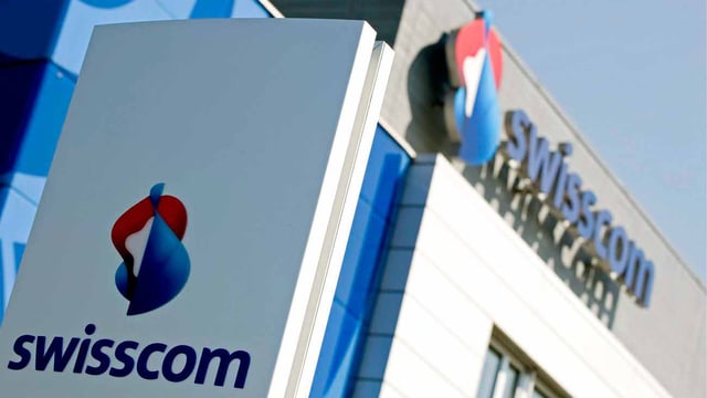 Swisscom Logo auf Gebäude Swisscom Logo auf Gebäude