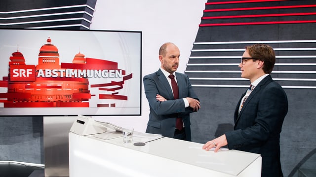 Urs Leuthard und Lukas Golder im Abstimmungsstudio Urs Leuthard und Lukas Golder im Abstimmungsstudio