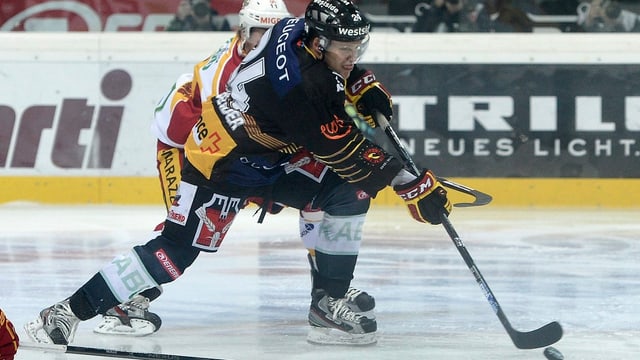 Caryl Neuenschwander kommt beim SCB nicht auf Touren. Caryl Neuenschwander kommt beim SCB nicht auf Touren.
