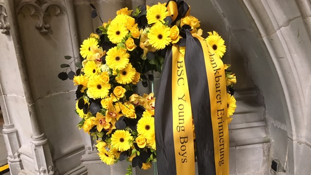 Ein Kranz der Berner Young Boys. Ein Kranz der Berner Young Boys.