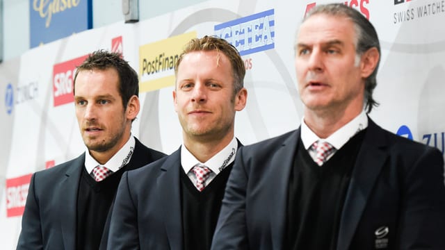 Da sanester: Il schef-trenader Patrick Fischer cun ses dus assistents Reto von Arx e Felix Hollenstein Da sanester: Il schef-trenader Patrick Fischer cun ses dus assistents Reto von Arx e Felix Hollenstein
