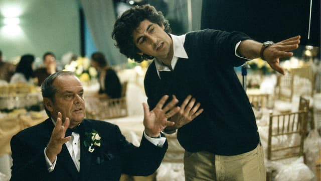 Jack Nicholson und Alexander Payne unterhalten sich auf dem Set von «About Schmidt». Jack Nicholson und Alexander Payne unterhalten sich auf dem Set von «About Schmidt».
