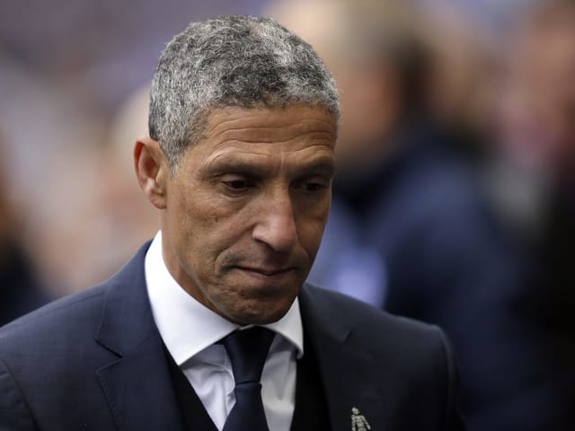 Hughton an der Seitenlinie Hughton an der Seitenlinie