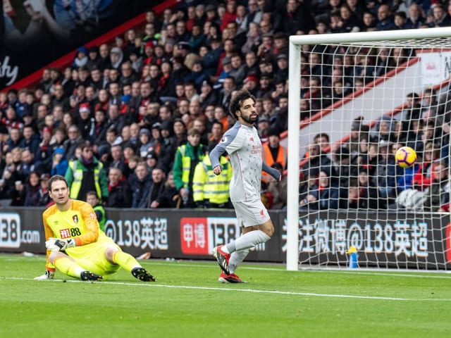 Beim 1:0 profitierte Salah von einem Abpraller bei Begovic. Beim 1:0 profitierte Salah von einem Abpraller bei Begovic.
