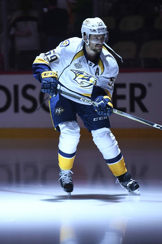 2017 steht Roman Josi kurz vor dem Gewinn des Stanley Cups, doch mit Nashville verliert er den Final gegen Pittsburgh.