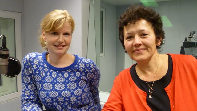 Porträt Sibylla Leuenberger Käthi Steuri im Radiostudio Bern. Porträt Sibylla Leuenberger Käthi Steuri im Radiostudio Bern.