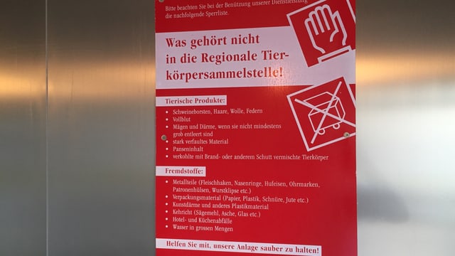 HInweisschild in der Tierkoerpersammelstelle HInweisschild in der Tierkoerpersammelstelle