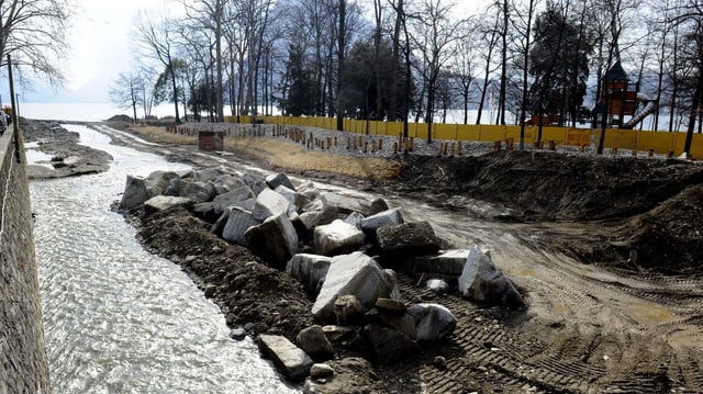 Aufnahme des Deltas des Flusses Cassarate, der derzeit Projekt einer Renaturierung ist. Aufnahme des Deltas des Flusses Cassarate, der derzeit Projekt einer Renaturierung ist.