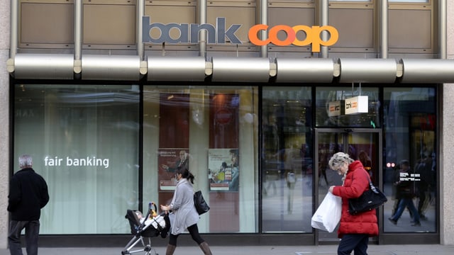 Eine Filiale der Bank Coop. Eine Filiale der Bank Coop.