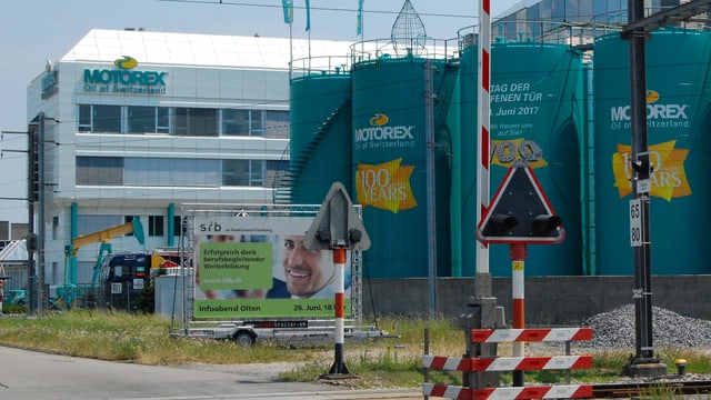 Das Gebäude von aussen. Das Gebäude von aussen.