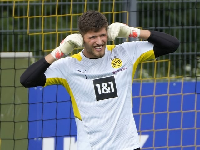 Gregor Kobel im Training von Borussia Dortmund Gregor Kobel im Training von Borussia Dortmund
