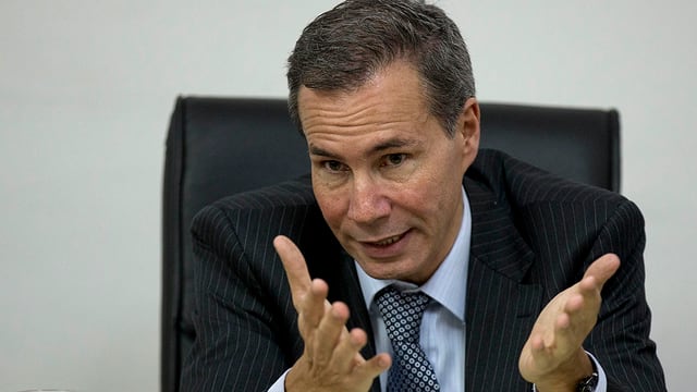 Aufnahme des tot in seiner Wohnung aufgefundenen argentinischen Staatsanwalts Alberto Nisman. Aufnahme des tot in seiner Wohnung aufgefundenen argentinischen Staatsanwalts Alberto Nisman.