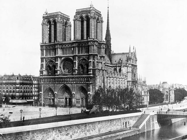 Ein Schwarz-Weiss-Bild der Notre-Dame. Ein Schwarz-Weiss-Bild der Notre-Dame.