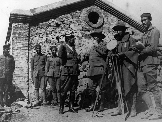 Die spanischen Generäle Felipe Navarro und Frederico Berenguer 1924. Die spanischen Generäle Felipe Navarro und Frederico Berenguer 1924.