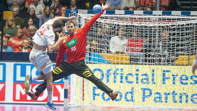 Deutschlands Goalie Wolff. Deutschlands Goalie Wolff.