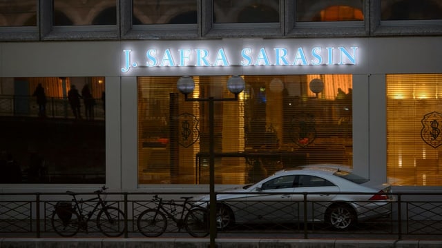 Logo Sarasin. Logo Sarasin.