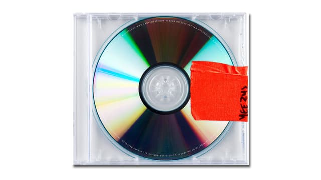 Das CD-Cover des neuen Kanye West Albums besteht aus einem kleinen Kleber an der Seite. Das CD-Cover des neuen Kanye West Albums besteht aus einem kleinen Kleber an der Seite.