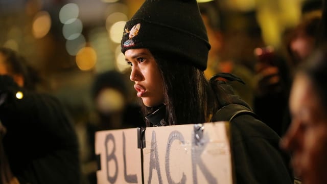 Demonstration. Demonstration.