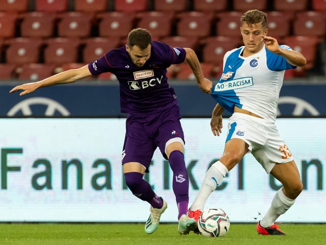 Lausannes Nikola Boranijasevic (l.) und GC-Mittelfeldspieler Giotto Morandi. Lausannes Nikola Boranijasevic (l.) und GC-Mittelfeldspieler Giotto Morandi.