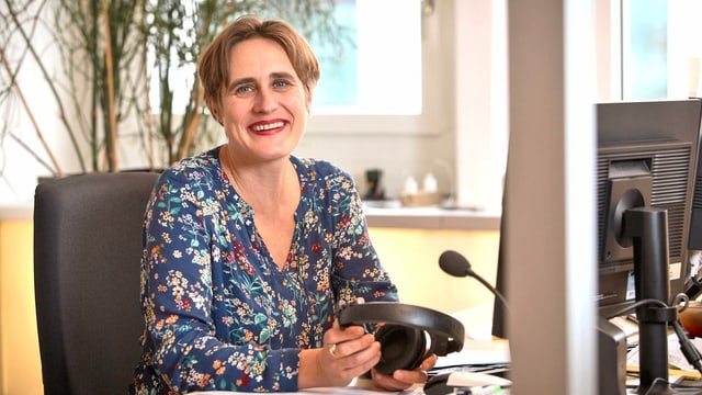 Geht im «Mikrokosmos Zentralschweiz» kleinen und grossen Themen auf den Grund: Radio-Redaktorin Mirjam Breu Geht im «Mikrokosmos Zentralschweiz» kleinen und grossen Themen auf den Grund: Radio-Redaktorin Mirjam Breu