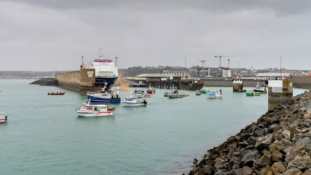 Zu sehen der gösste Hafen von Jersey. Zu sehen der gösste Hafen von Jersey.