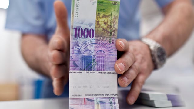 Geld, 1000er Noten Bündel Geld, 1000er Noten Bündel