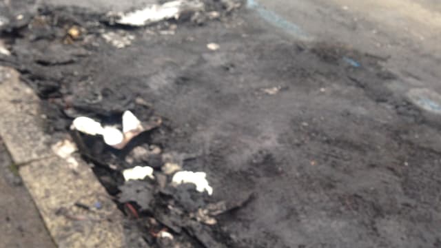 Brandspuren in der Gellertstrasse. Brandspuren in der Gellertstrasse.