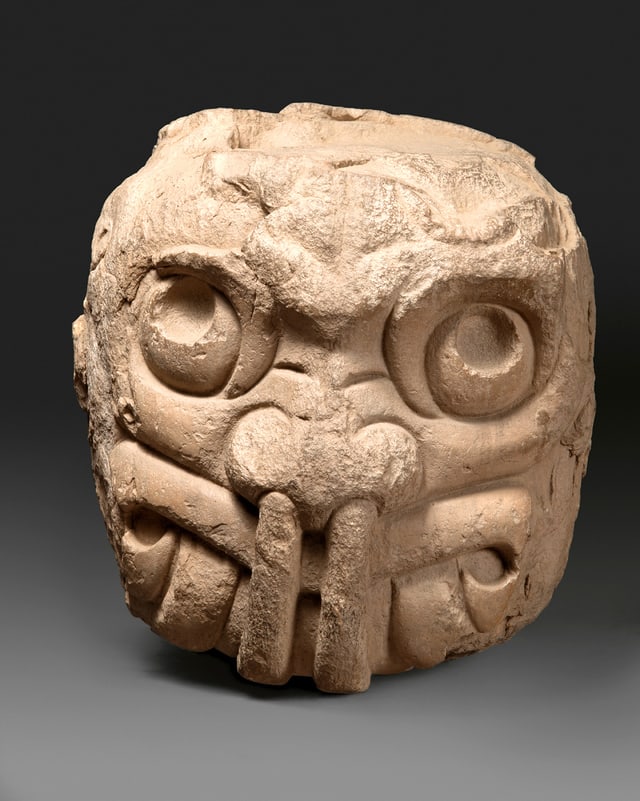 Menschengestaltige Mischwesen-Skulptur aus dem Tempel von von Chavin. Menschengestaltige Mischwesen-Skulptur aus dem Tempel von von Chavin.