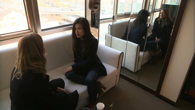 Barbara Lüthi interviewt eine Chinesin zum Thema Liebe Barbara Lüthi interviewt eine Chinesin zum Thema Liebe