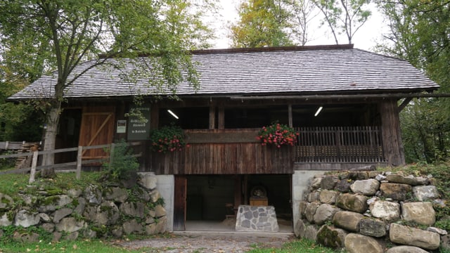 Aussenansicht eines Sägereigebäudes aus Holz. Aussenansicht eines Sägereigebäudes aus Holz.