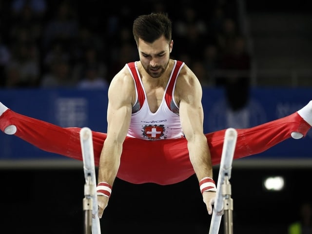 Oliver Hegi. Oliver Hegi.