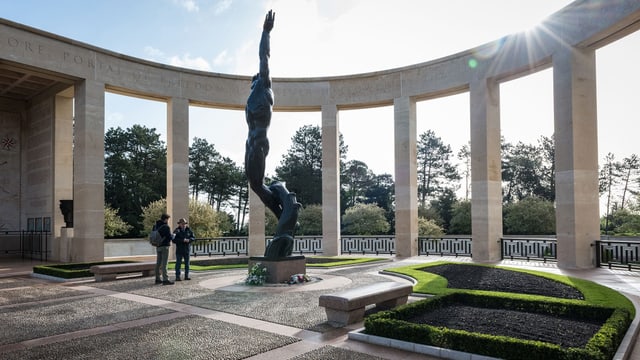 Das Tor zur Freiheit auf dem Soldatenfriedhof. Das Tor zur Freiheit auf dem Soldatenfriedhof.