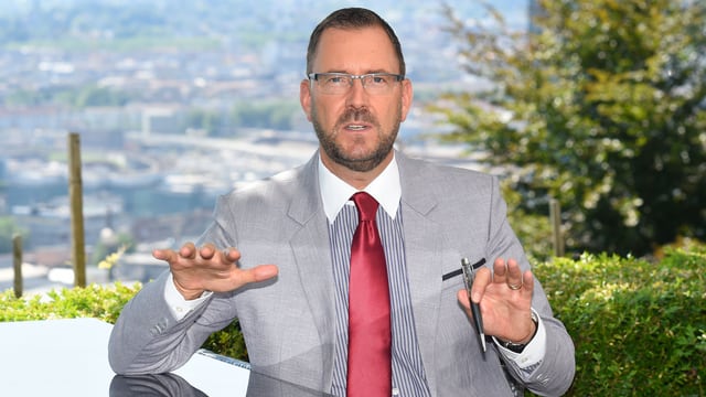 Hans-Peter Portmann. Hans-Peter Portmann.