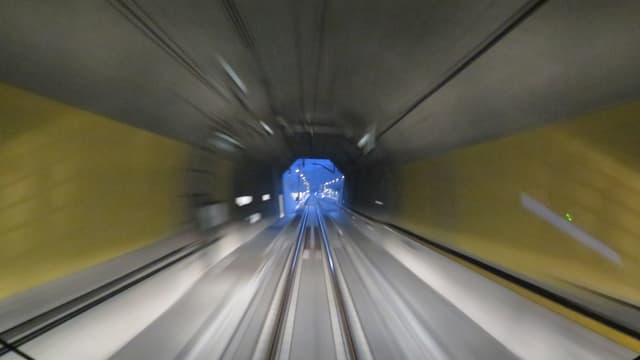 Tunnel Tunnel