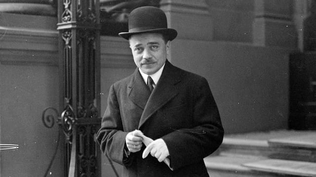 Bundeskanzler Engelbert Dollfuss. Bundeskanzler Engelbert Dollfuss.