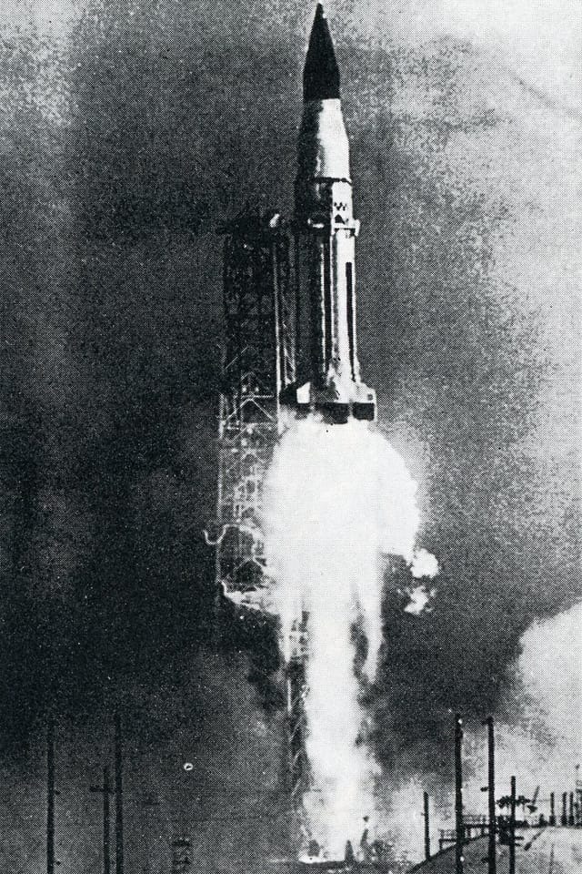 Racheta Saturn sittada da Cape Kennedy 1964 Racheta Saturn sittada da Cape Kennedy 1964